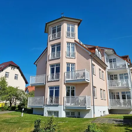Haus Bernstein - 53-11 * Kuehlungsborn